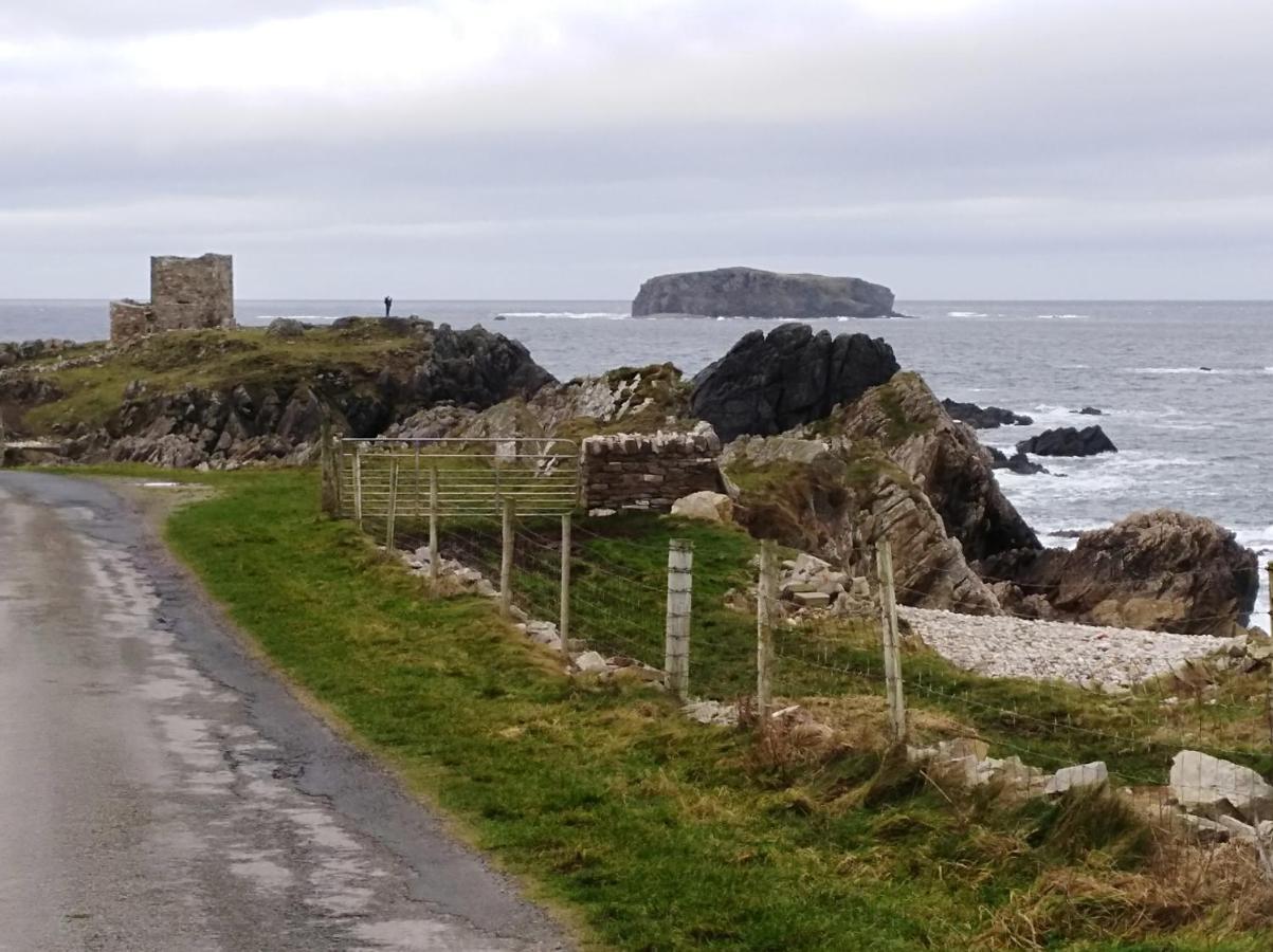 Madra Rua Organic Accommodation Ballyliffin Exterior photo