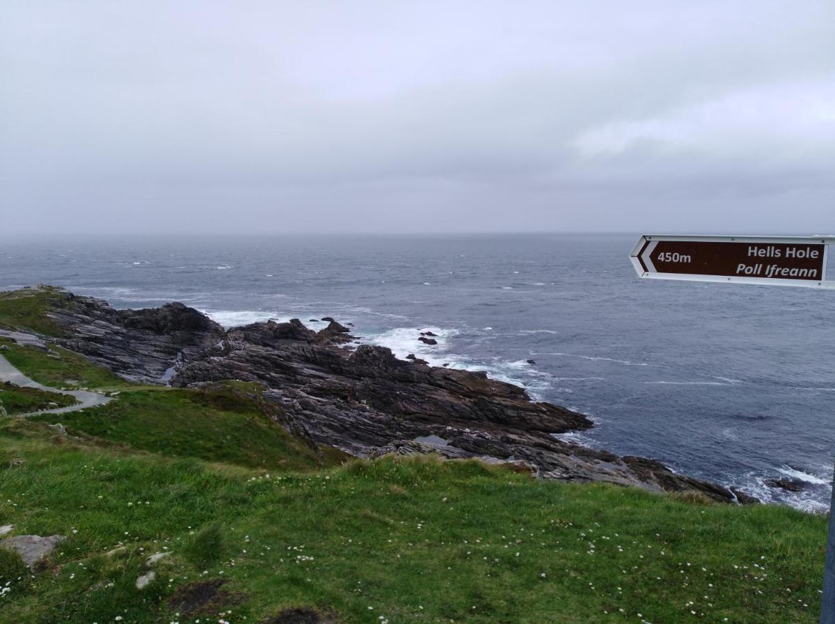 Madra Rua Organic Accommodation Ballyliffin Exterior photo