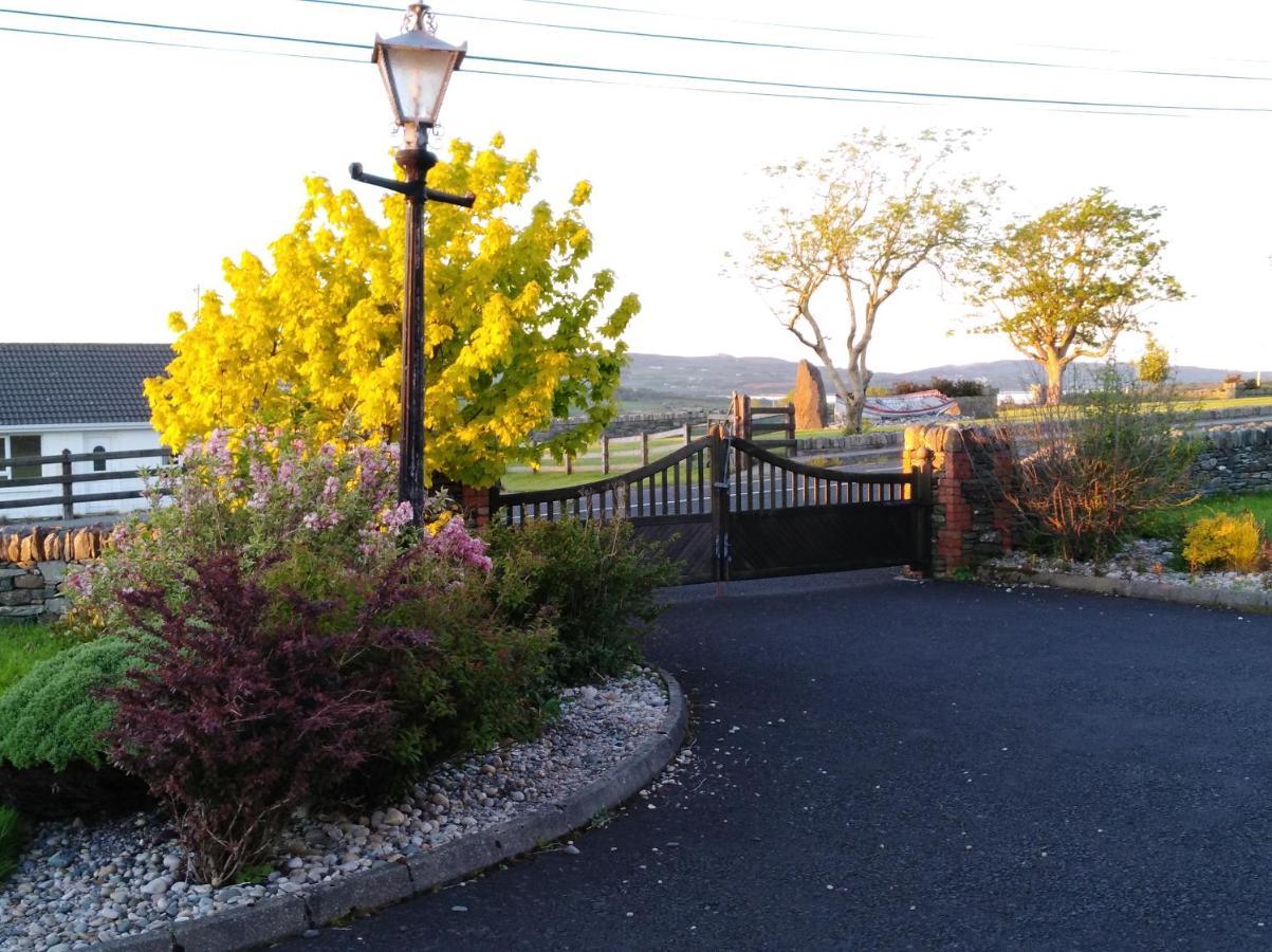 Madra Rua Organic Accommodation Ballyliffin Exterior photo