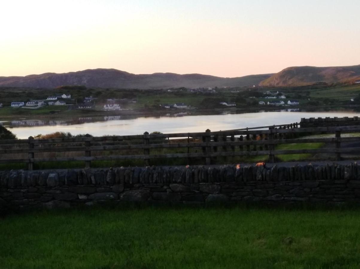 Madra Rua Organic Accommodation Ballyliffin Exterior photo