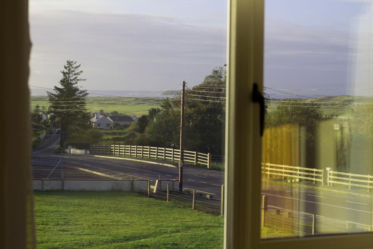 Madra Rua Organic Accommodation Ballyliffin Exterior photo